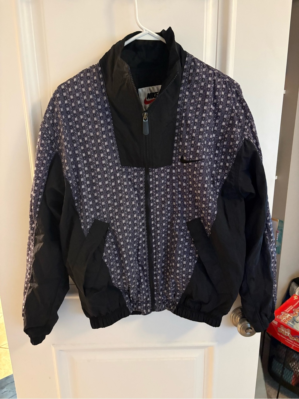 Vintage Nike Patterned Windbreaker Jacket